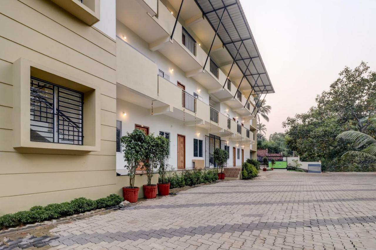 Oyo Home 78041 Luxurious Stay Sastha Homes Kozhikode Exterior photo